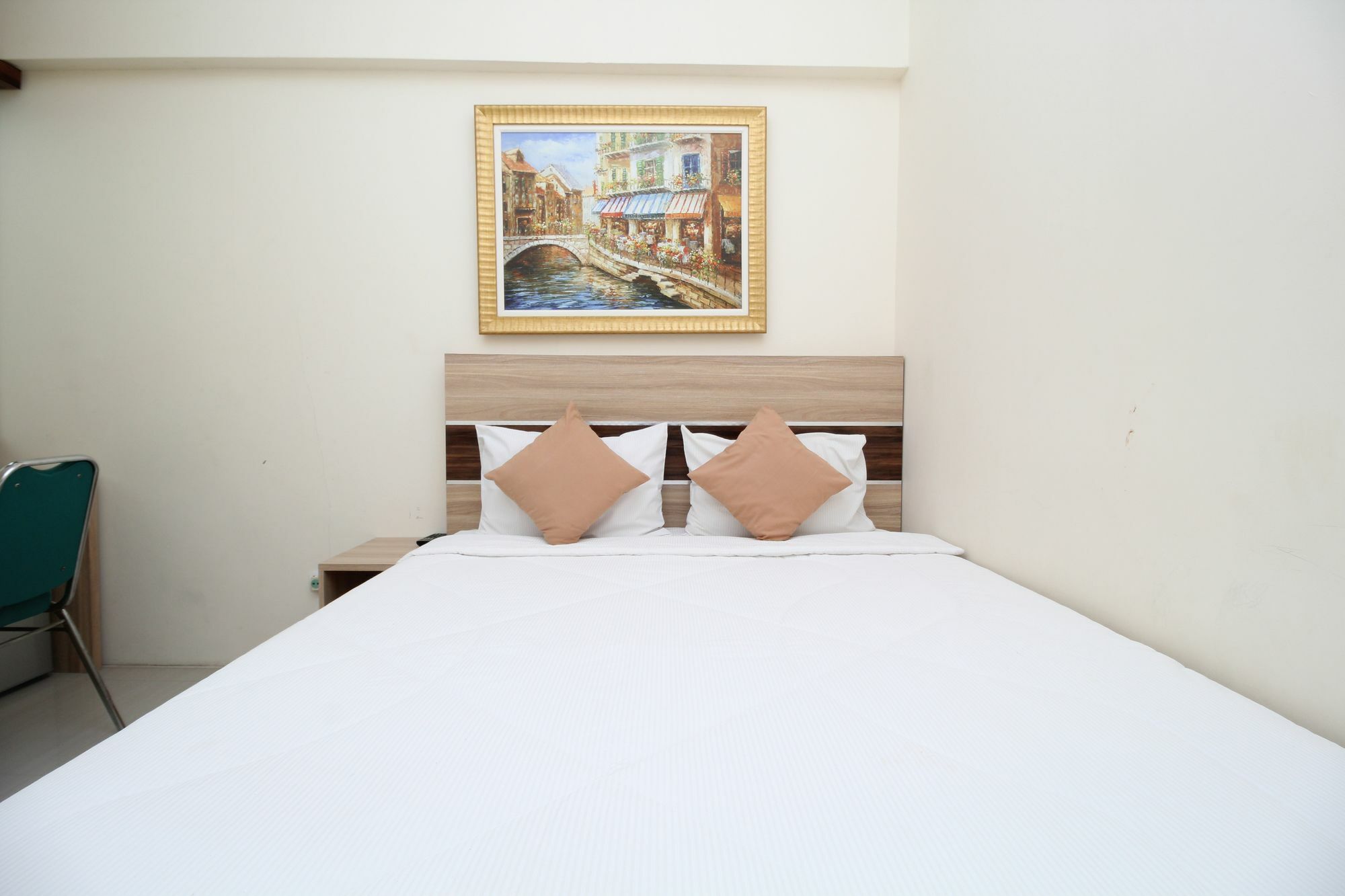 Hotel Myzone Homtel Semarang Esterno foto