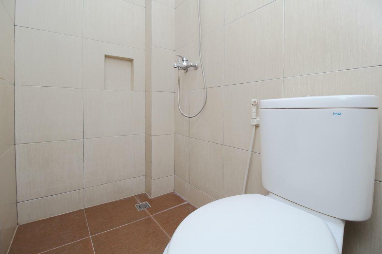Hotel Myzone Homtel Semarang Esterno foto